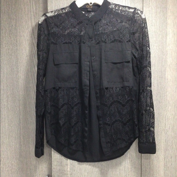 Black button down top with flower print for woman - Picture 1 of 2
